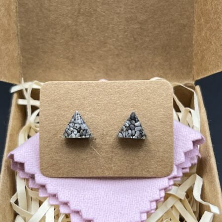Poppy seeds small triangle stainless steel stud earrings