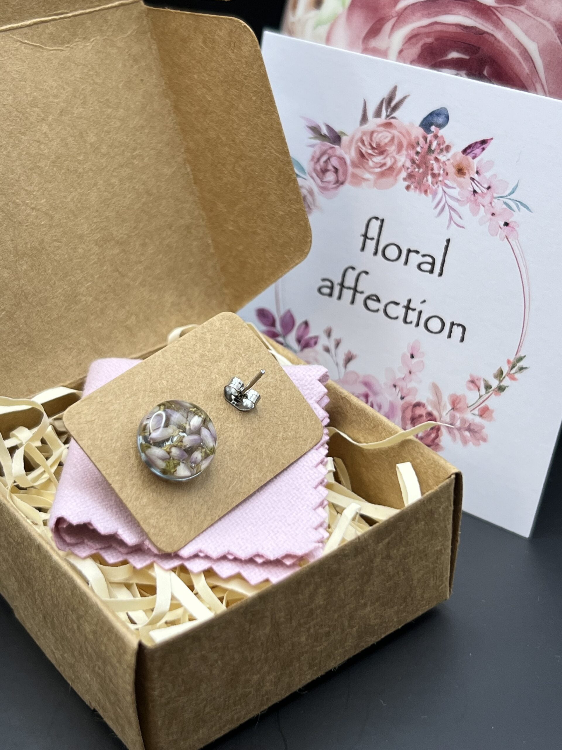 Purple heather small round stainless steel stud earrings - Image 3