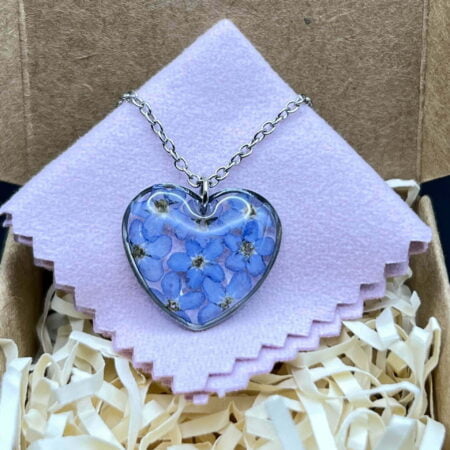 Forget me not heart stainless steel resin necklace