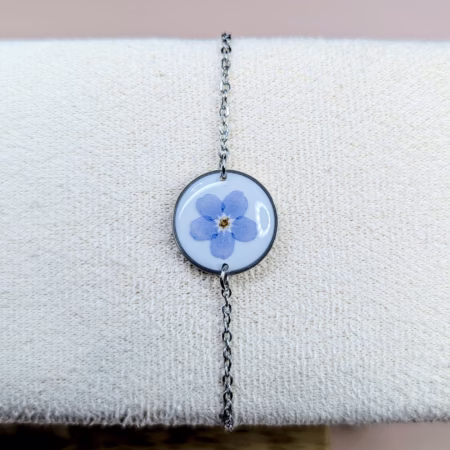Forget me not round bracelet