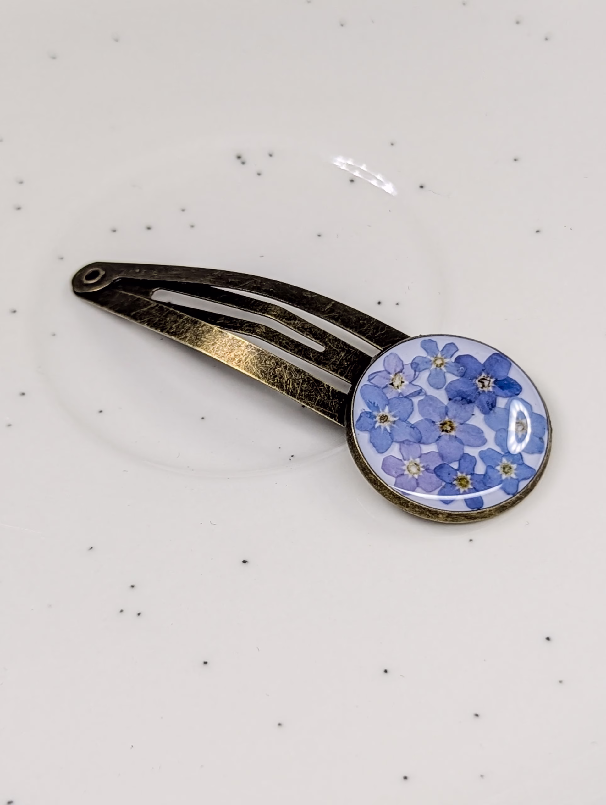 Forget me not snap hair clip